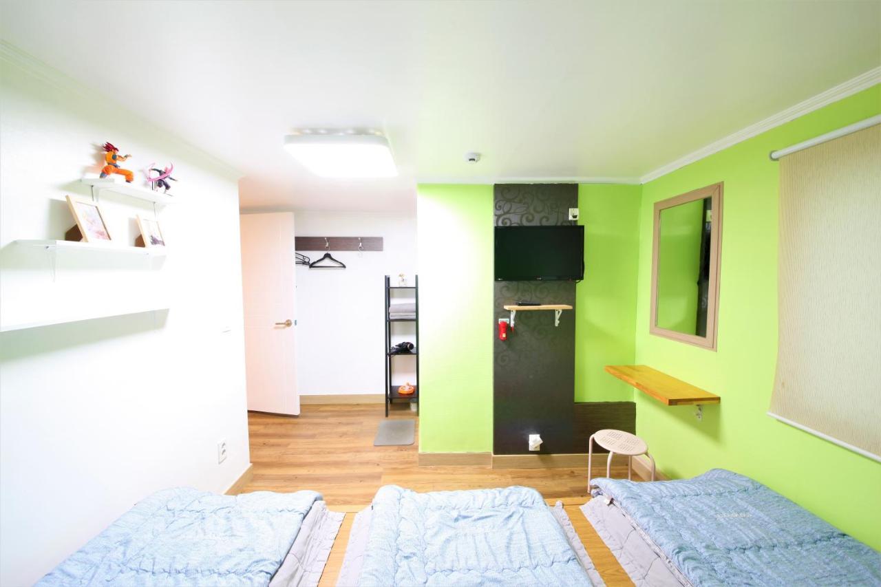 Twin Panda Guesthouse Seoul Exteriör bild