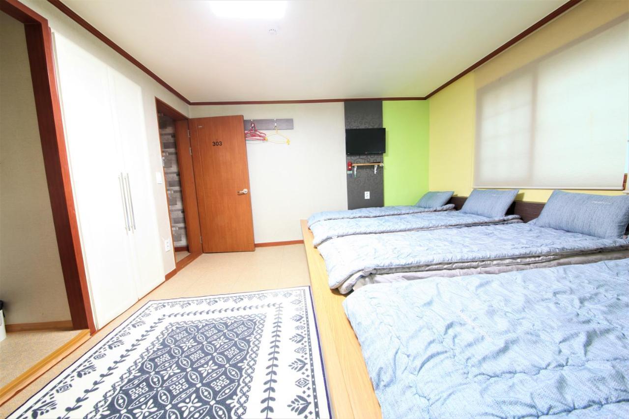 Twin Panda Guesthouse Seoul Exteriör bild